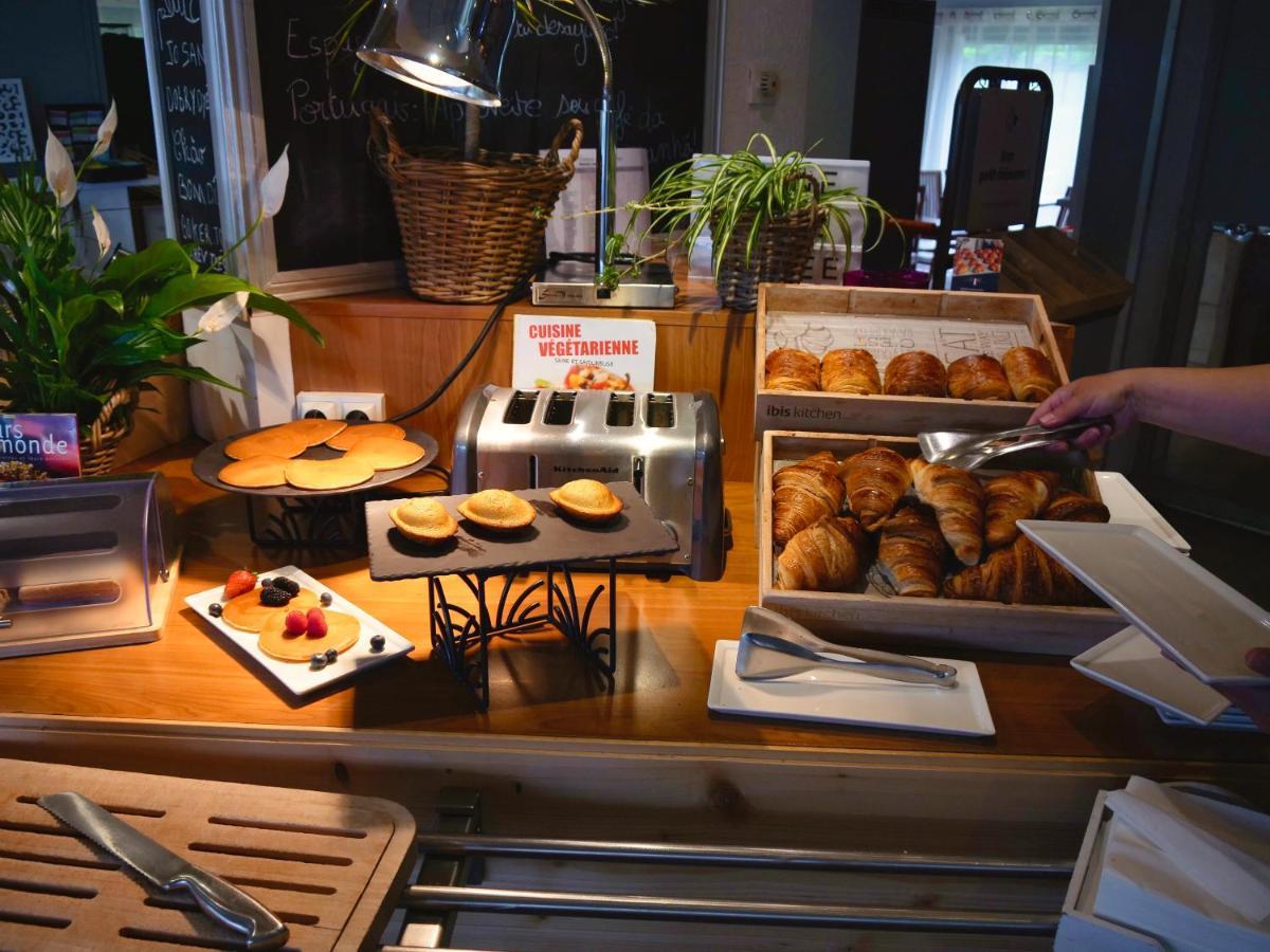 Ibis Nemours Hotel Bagian luar foto