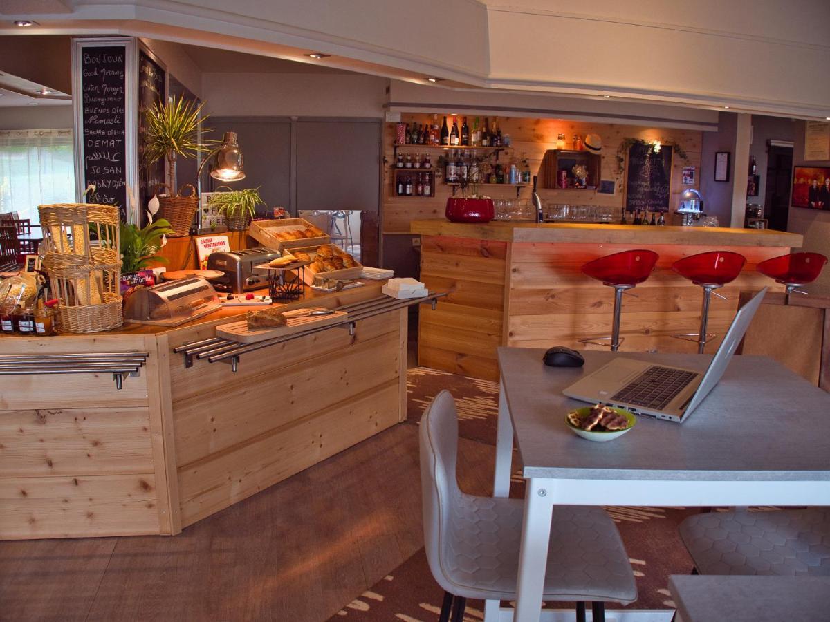 Ibis Nemours Hotel Bagian luar foto