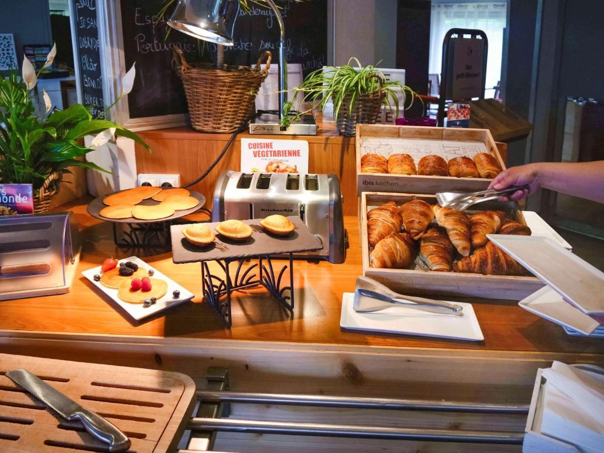 Ibis Nemours Hotel Bagian luar foto