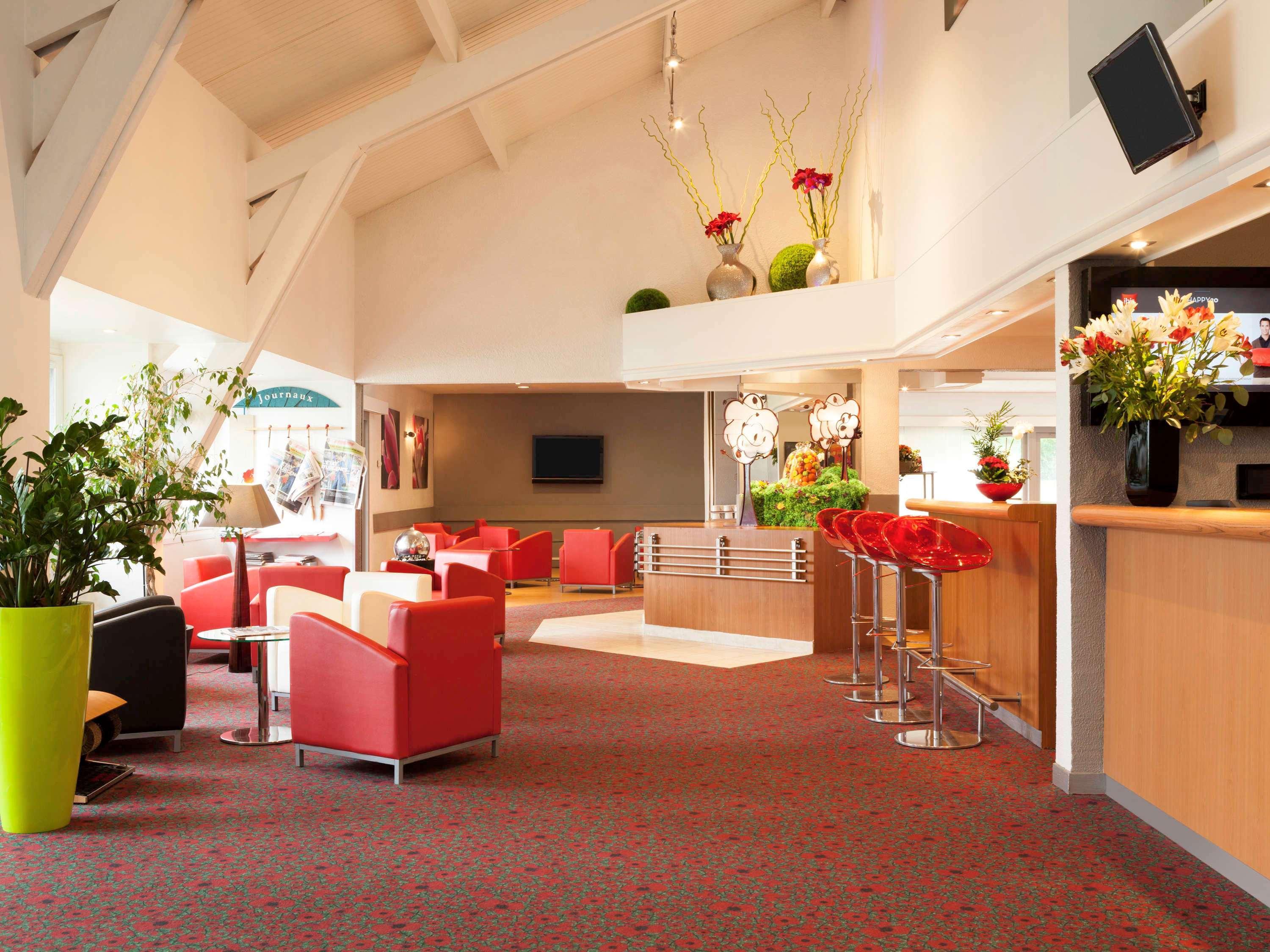 Ibis Nemours Hotel Bagian luar foto