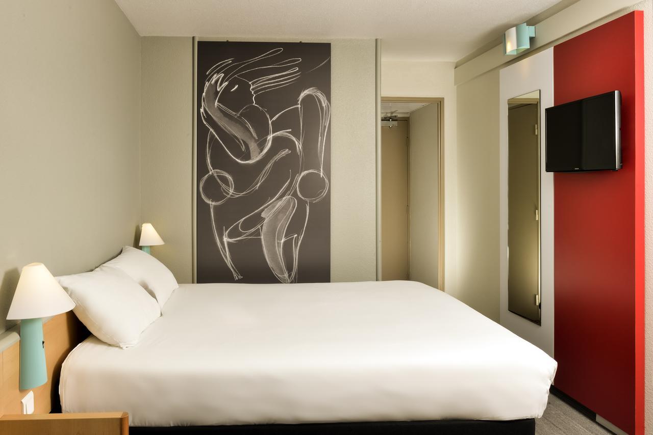 Ibis Nemours Hotel Bagian luar foto